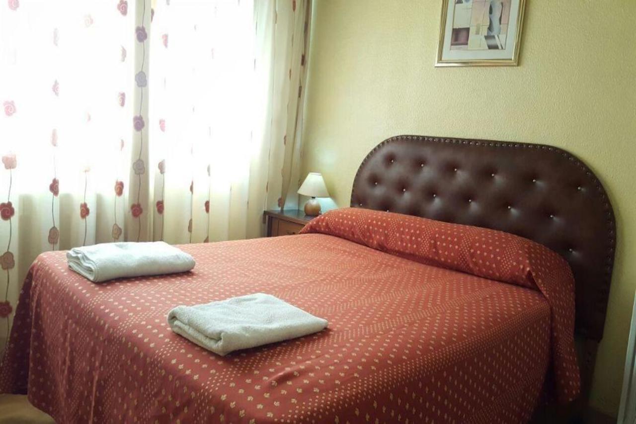 Hostal Jacinto Alcala de Henares Exterior photo