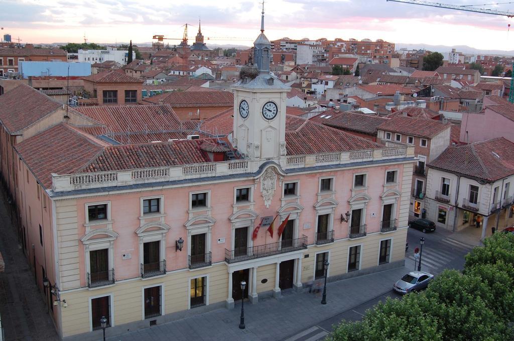 Hostal Jacinto Alcala de Henares Exterior photo