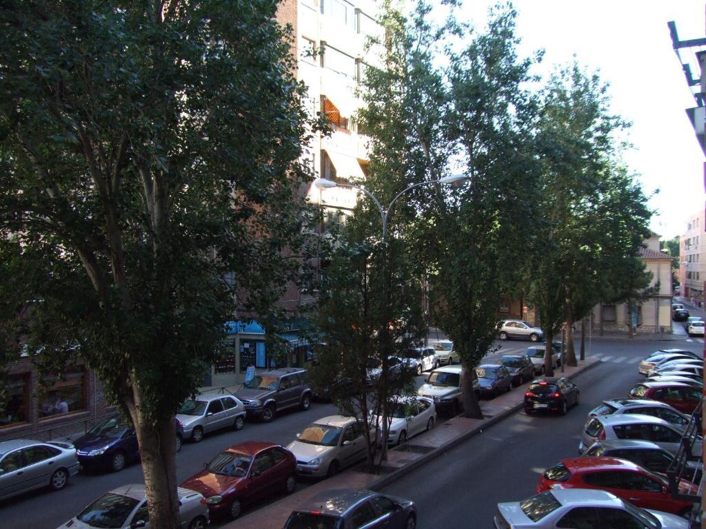 Hostal Jacinto Alcala de Henares Exterior photo