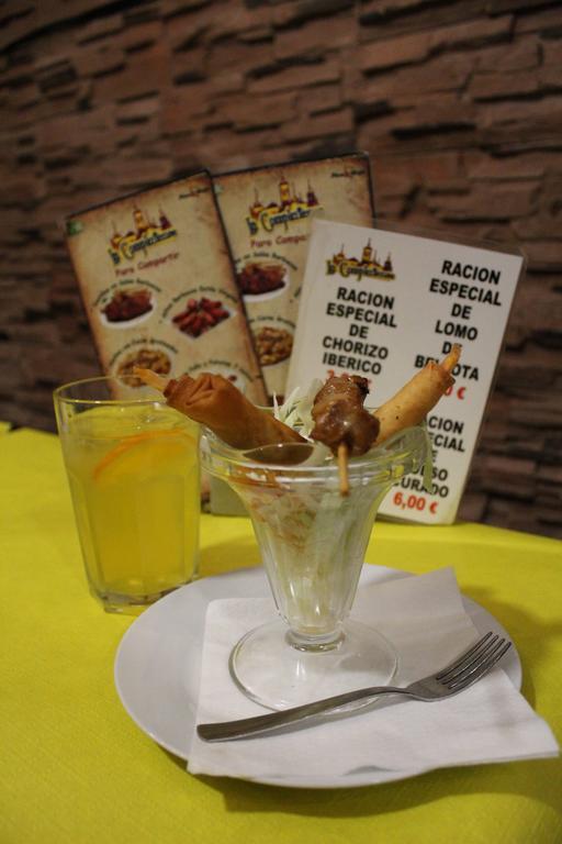 Hostal Jacinto Alcala de Henares Exterior photo